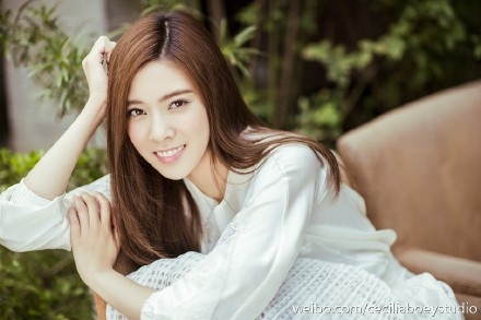 一年级大学季宋妍霏个人资料