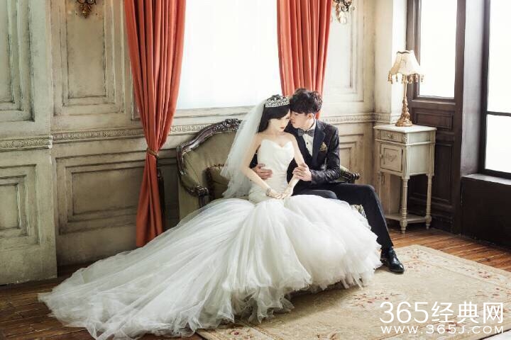 28岁北京青年与充气娃娃结婚