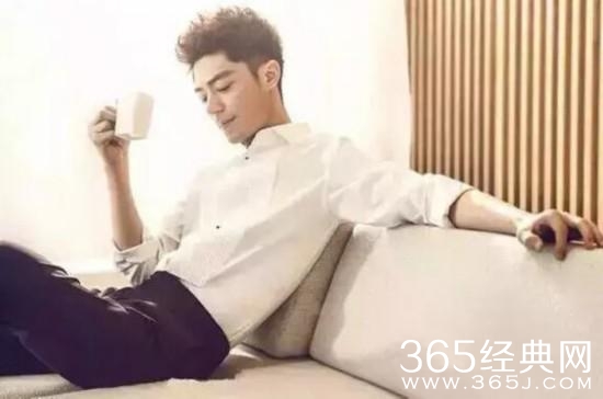 他来了请闭眼薄靳言为什么要破坏嗓子再去伪装自己双重人格