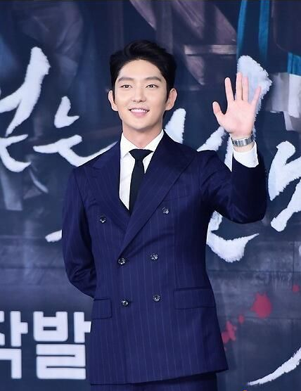 遇见男神第一期嘉宾是谁