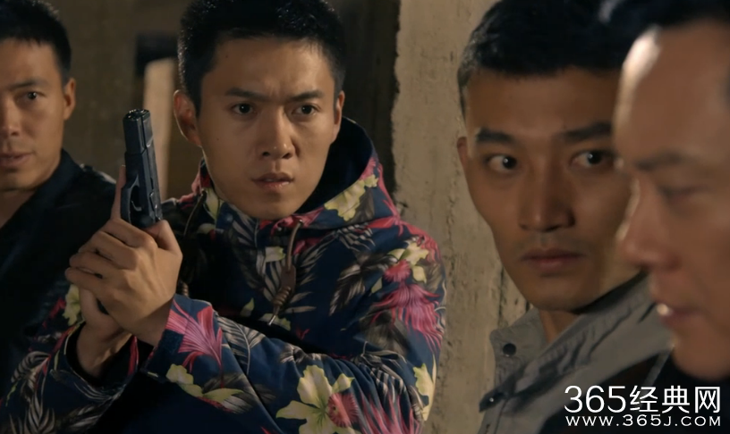 神鹰反恐特战队第17集剧情介绍