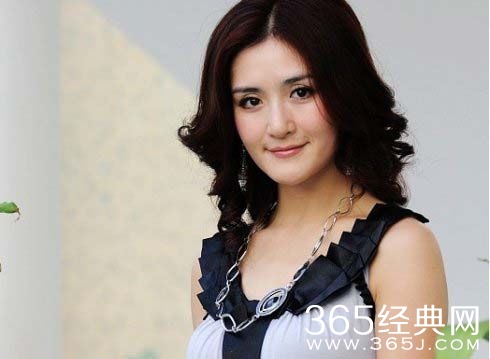 谢娜搭档李菁春晚演小品 谢娜春晚小品叫什么