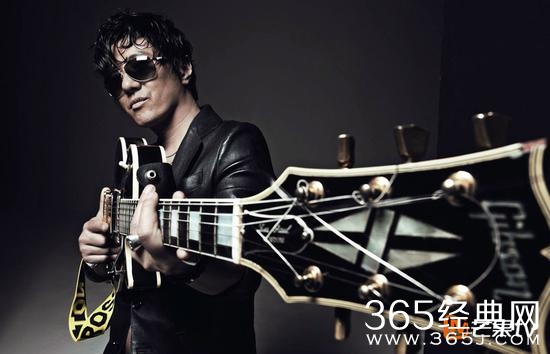 郑钧加盟一年级大学季哪一期