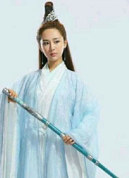 杨紫加盟诛仙扮演什么角色