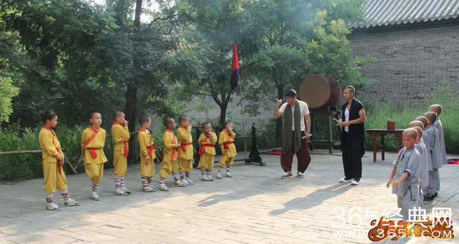 少林英雄赵文卓踢馆少林