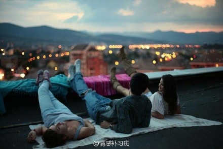 早安心语：最想跟谁一起去坐热气球。2015.11.23