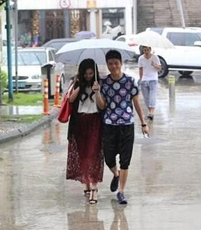 于大u个人资料及家庭背景 Gogoing女友于大u整容了吗