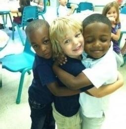 新闻哥：你们的家乡开始下雪了吗？2015.11.25