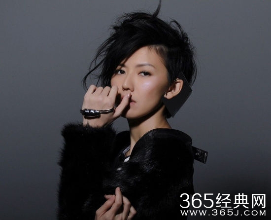 孙燕姿加盟江苏卫视跨年 网友:纳小子会来?