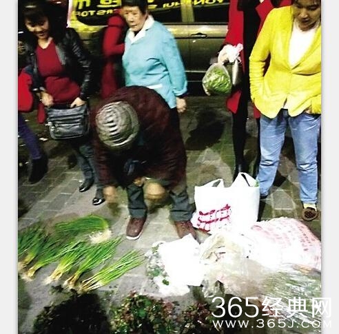 新闻哥：女人往往比男人更坚定！2015.11.26