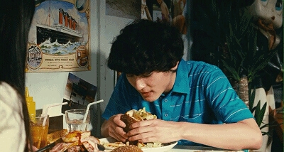 新闻哥：女人往往比男人更坚定！2015.11.26