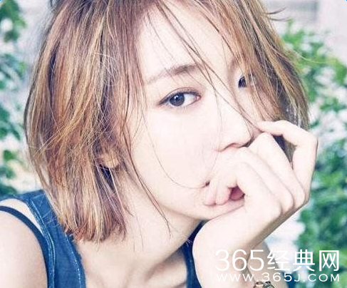 她很漂亮的女二号是谁演的