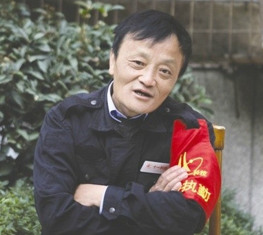 新闻哥：2015年的最后一个月！2015.12.01