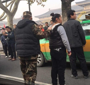 新闻哥：2015年的最后一个月！2015.12.01