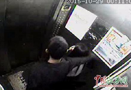 新闻哥：办婚宴保证不离婚！2015.12.02