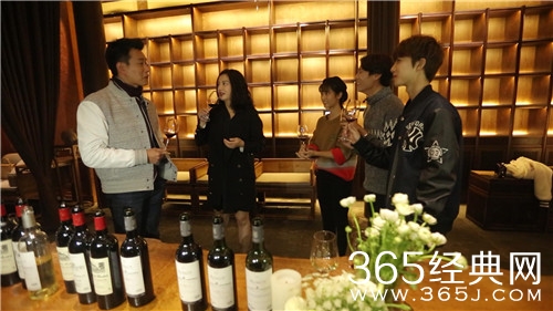 一年级赵薇保剑锋加盟哪一期