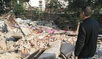 新闻哥：秀恩爱死得快！2015.12.03