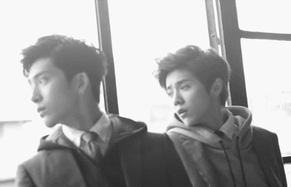 井柏然鹿晗一起上厕所这个视频一点也不好看,我也就看了20几遍吧..