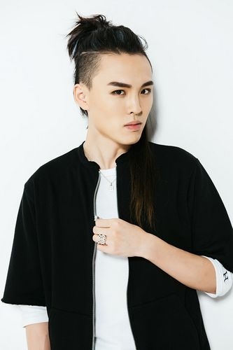 我是歌手谁来踢馆播出更新时间 我是歌手谁来踢馆每天几点播出 