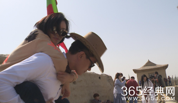 一年级大学季袁姗姗为什么喝醉