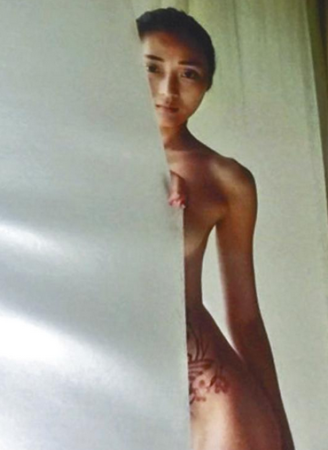 22岁落选亚姐不雅照遭曝光 经纪人称是写真照