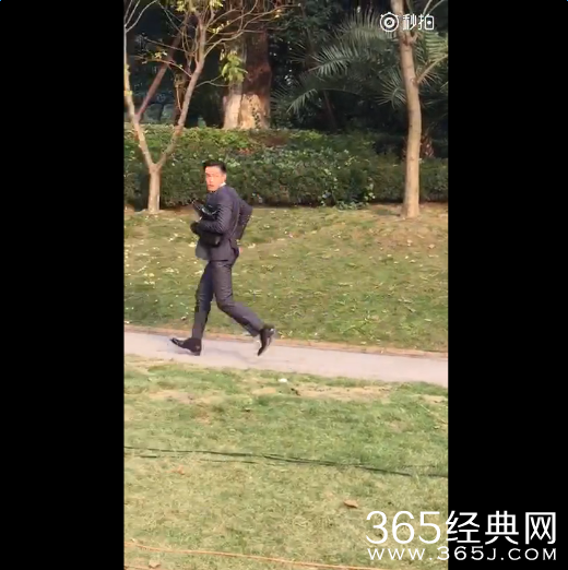 胡歌跑错路飙脏话超搞笑视频