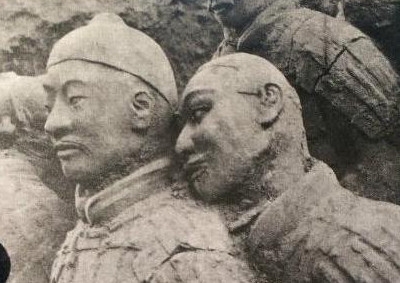 新闻哥：这是个看脸的时代！2015.12.21