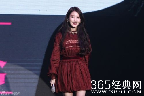 IU中文献唱《斑马斑马》 听一千多遍原唱