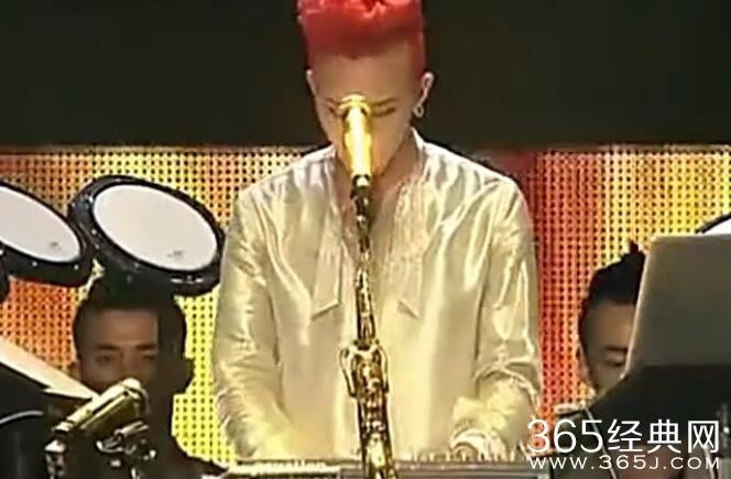 权志龙现场打碟视频曝光