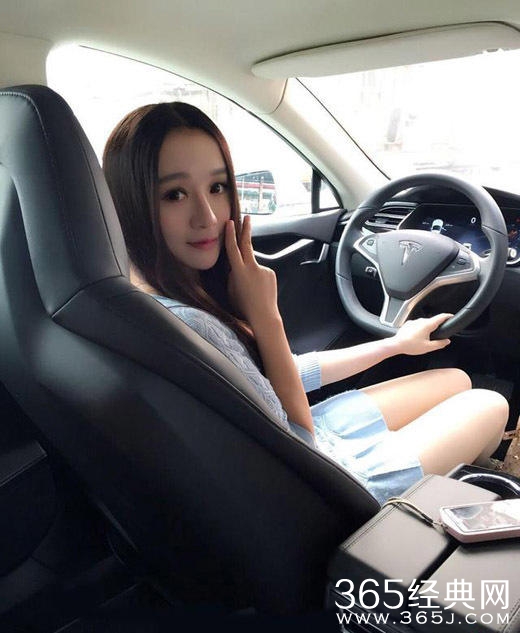 蹭拍豪车美女照片资料人肉搜索 约炮蹭拍豪车一天换4辆