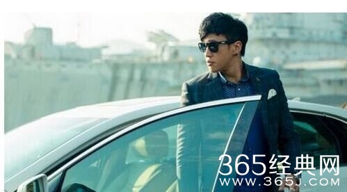 美丽的秘密何润东关毅开的车是什么牌子的