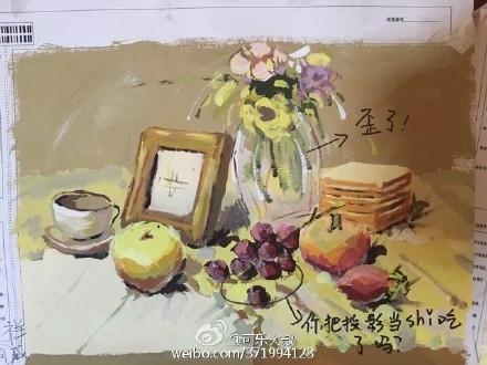 新闻哥：不要和大卡车争道！2015.12.24