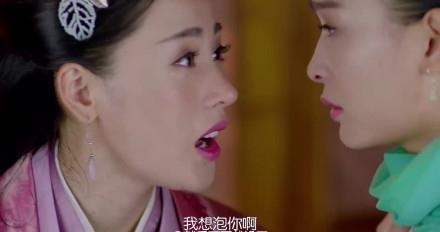 新闻哥：不要和大卡车争道！2015.12.24