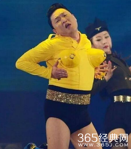 鸟叔演唱会穿女装