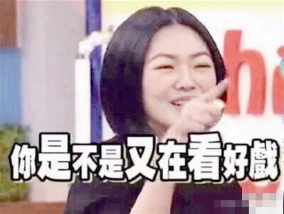 新闻哥：老爸给儿子带绿帽子！2015.12.29