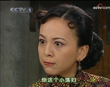 新闻哥：老娘打你是为你好！2015.12.30