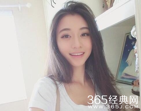 MAPLE LIU个人资料及家庭背景 刘晓枫微博私房照流出