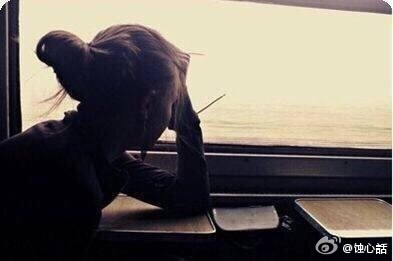 早安心语：每段青春都会苍老，但我希望记忆里的你一直都好。2016.01.05