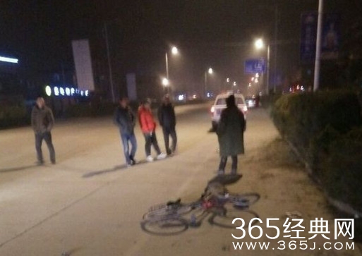 新闻哥：有一种境界叫作辣条！2016.01.12