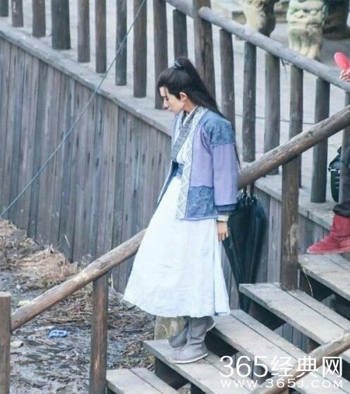 《诛仙》电视剧王源片场剧照 女主碧瑶定妆照即将公开