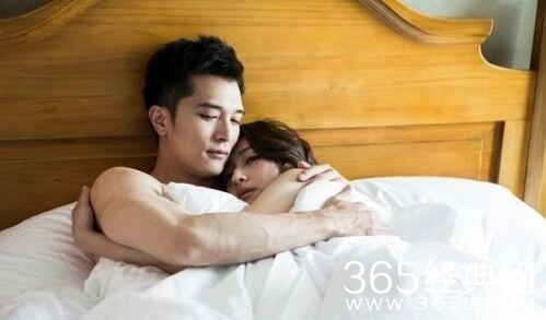 《必娶女人》邱泽激吻柯佳嬿 床战火辣画面喷血