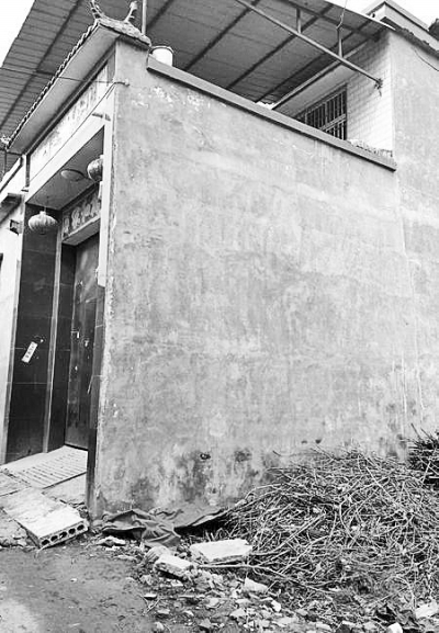 逃学被父责打跳楼 次日意外身亡