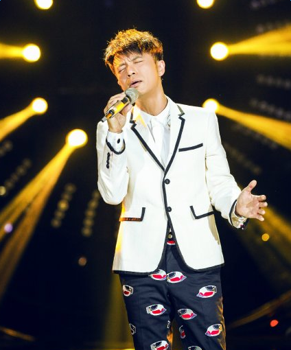 我是歌手第四季第一期李克勤雾之恋歌词视频下载