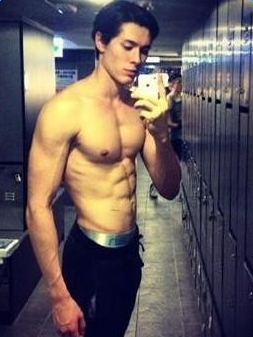 主持人杰克为什么自杀