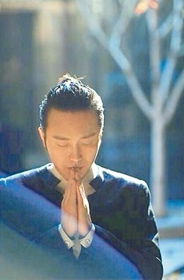 李玉刚皈依佛门照片 皈依佛门后还能吃肉吗还有性生活吗