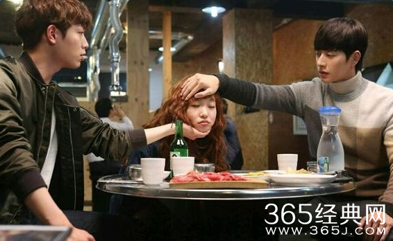 奶酪陷阱韩国收视率飙高 学长朴海镇撩妹新技能get