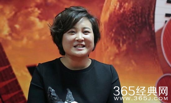 贾玲鬼马现身中国好歌曲第三季 放豪言希望被导师抢