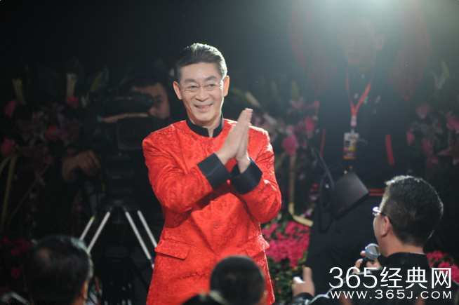 辽视春晚六小龄童彩排照曝光 引集体追忆当年的美猴王