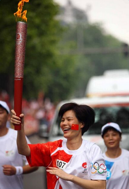 羽毛球世界冠军劳玉晶因病去世 两次获得尤伯杯世界冠军