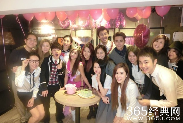 陈冠希旧爱黄榕开制服诱惑派对